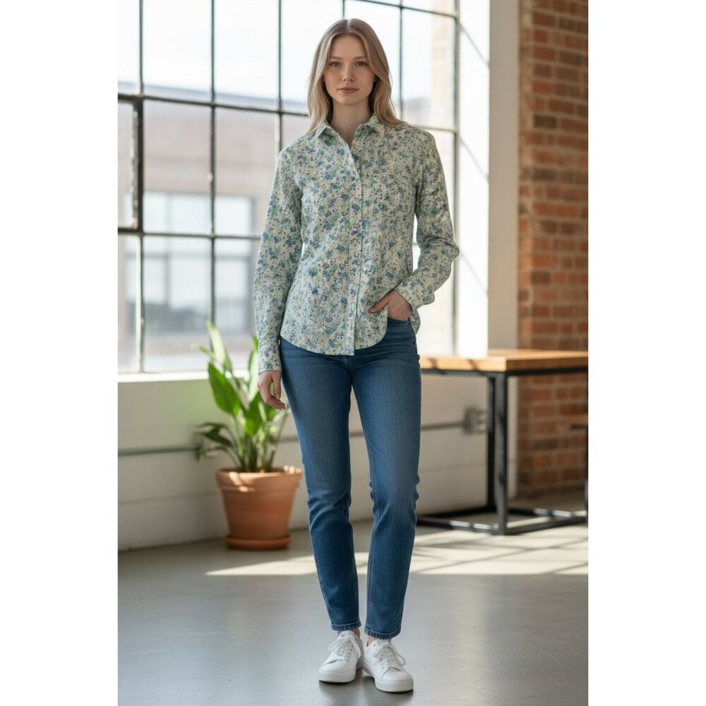NEW Wear Cisco Women M/L Floral Button Down Shirt Blue Green Casual Tailored Fit